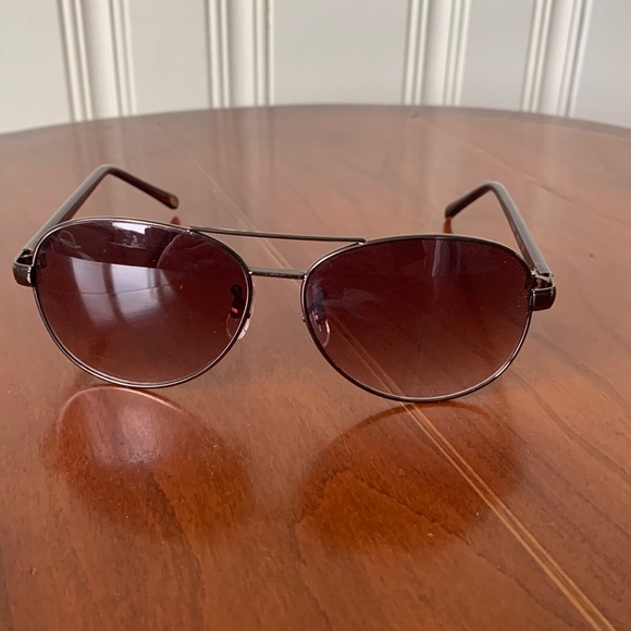 Fossil Brown Sunglasses - Picture 1 of 11
